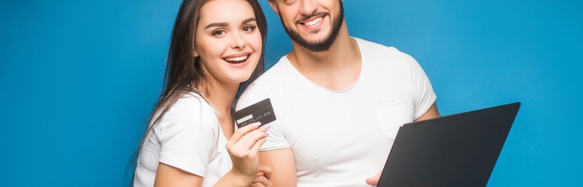 Young couple with 800 credit score after paying off debt.